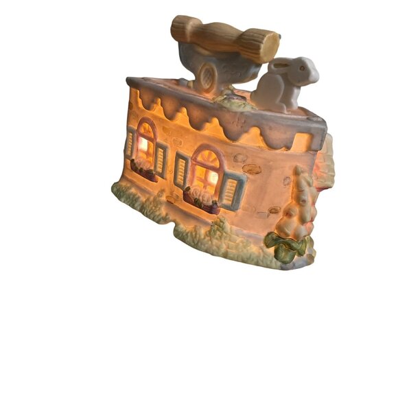 Easter village Laundry Shop Building Lighted - Picture 10 of 16